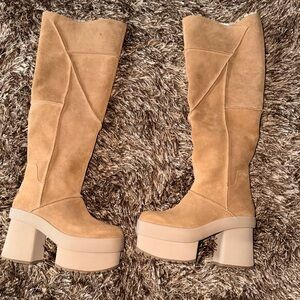 UGG New Heights Platform Xtra Boot